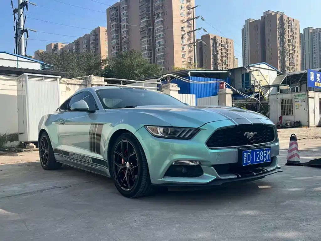 Ford Mustang 2017 — фото 3