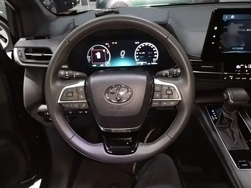 Toyota Sienna 2025 — фото 11