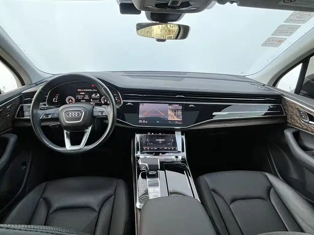 Audi Q7 2023 — фото 7