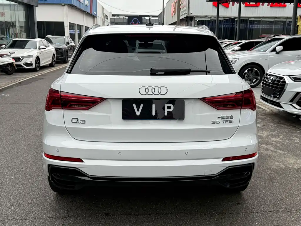 Audi Q3 2023