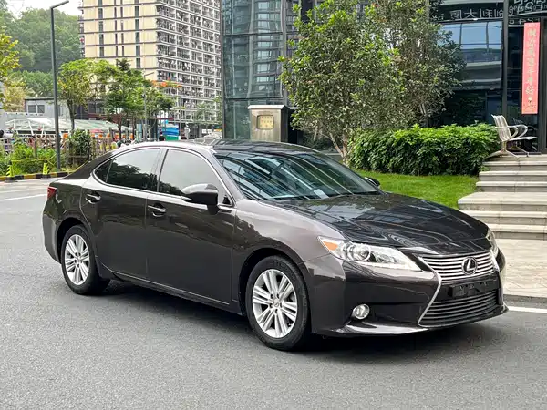 Lexus ES 2014