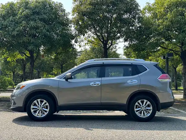 Nissan X-Trail 2014
