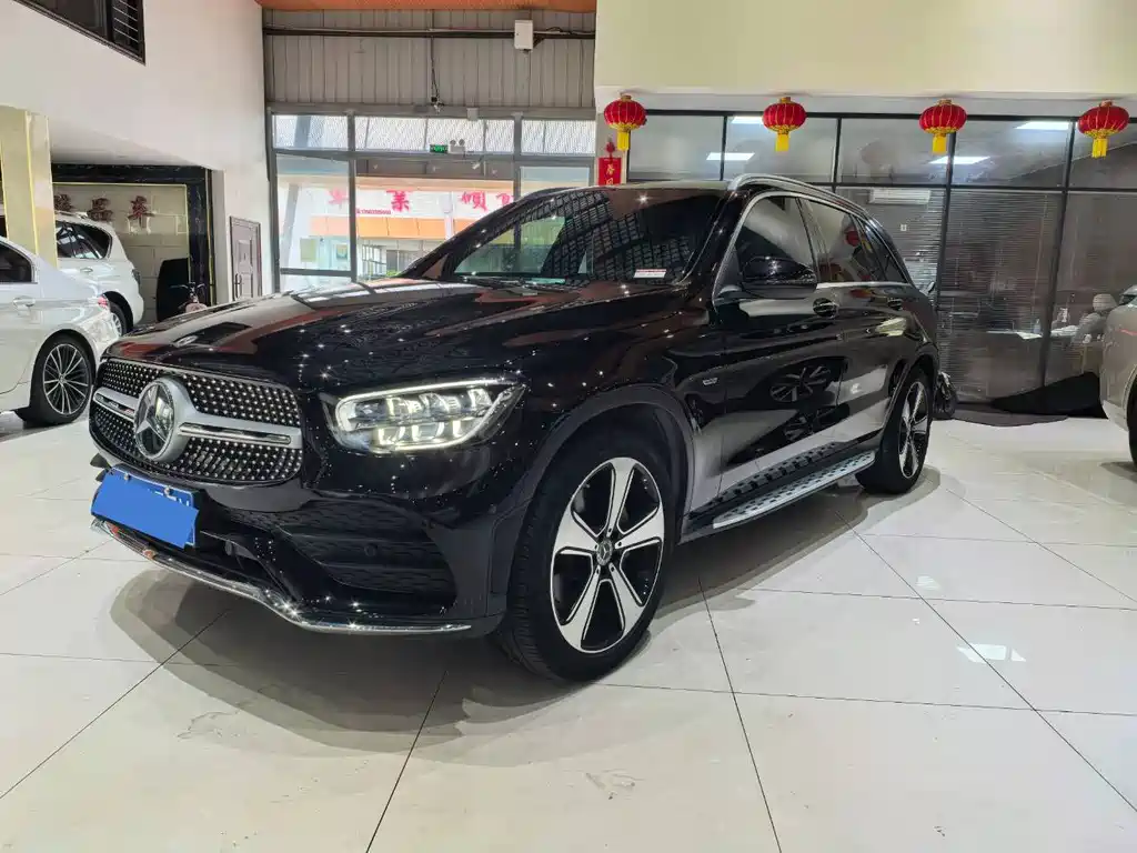 Mercedes-Benz GLC 2023