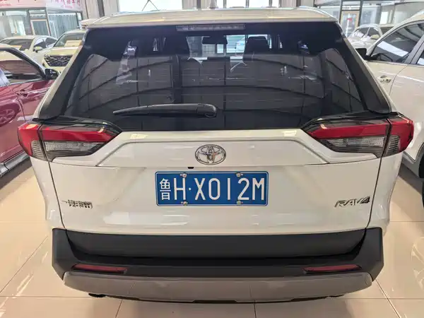 Toyota RAV4 2023