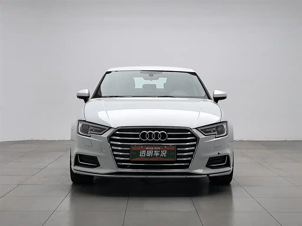 Audi A3 2019 — фото 3