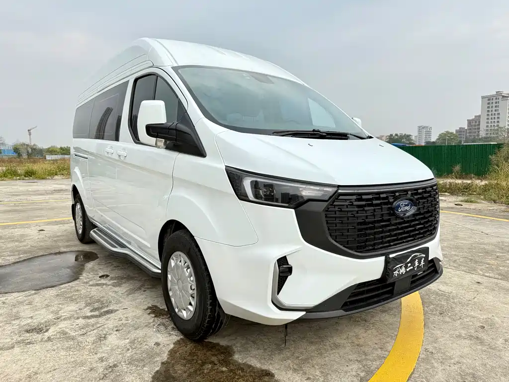 Ford Transit 2023 — фото 3