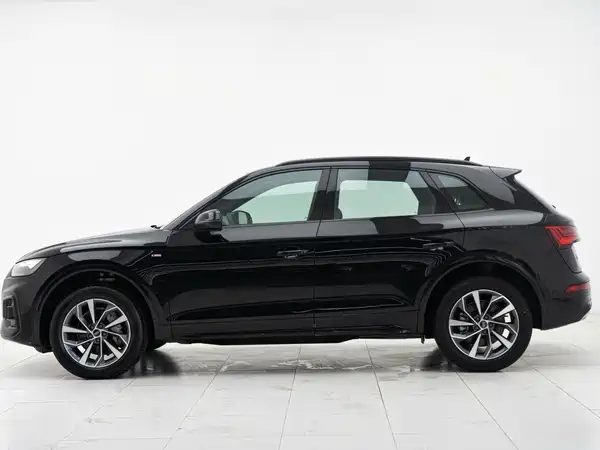 Audi Q5L 2023