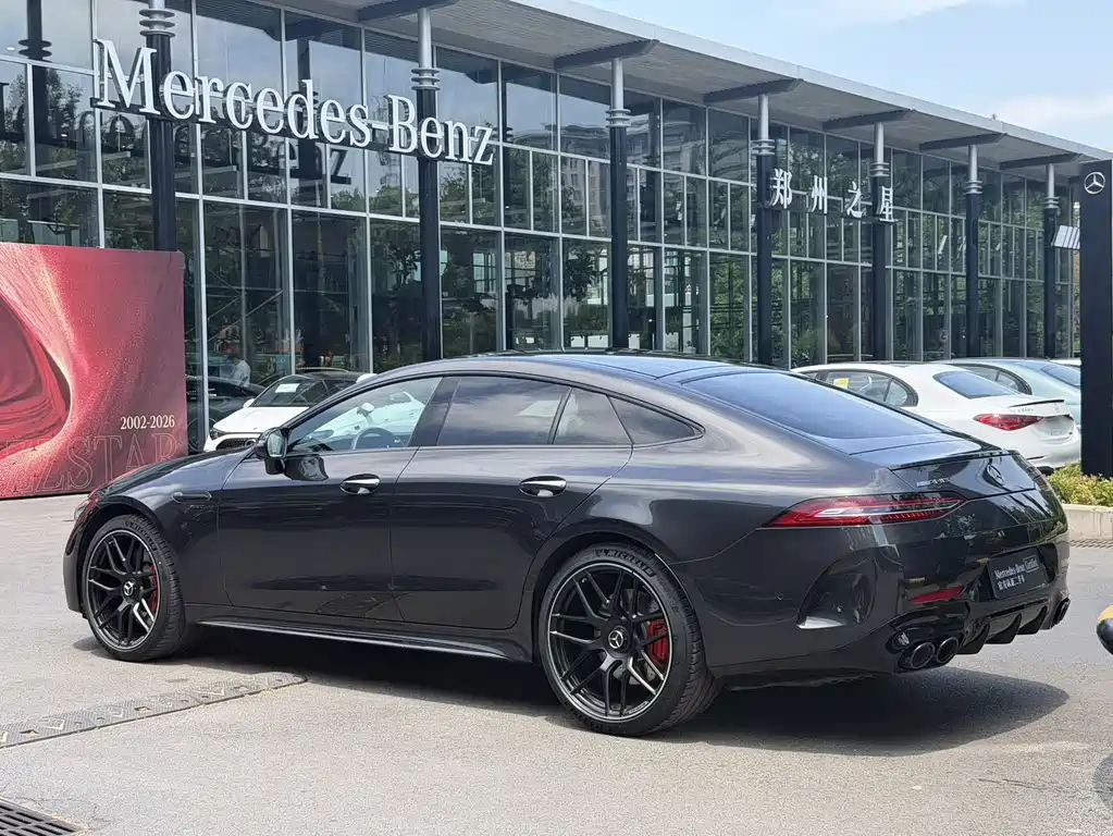 Mercedes-Benz AMG GT 2025 — фото 7