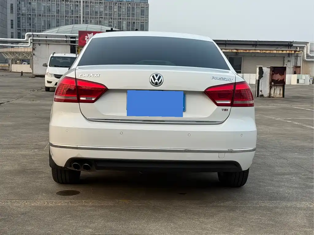 Volkswagen Passat 2015 — фото 5