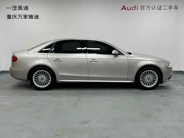 Audi A4L 2015