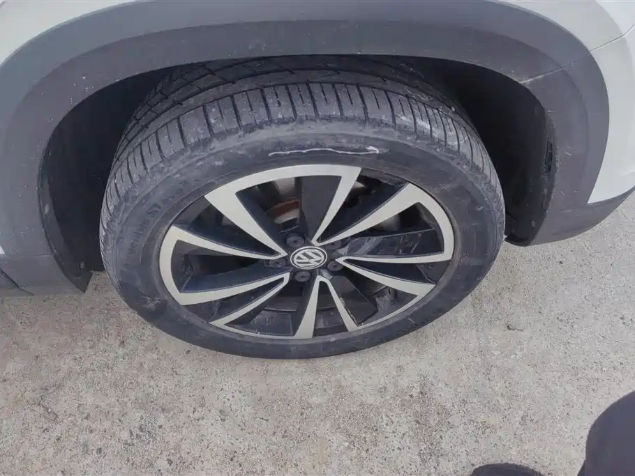 Volkswagen Tharu 2020
