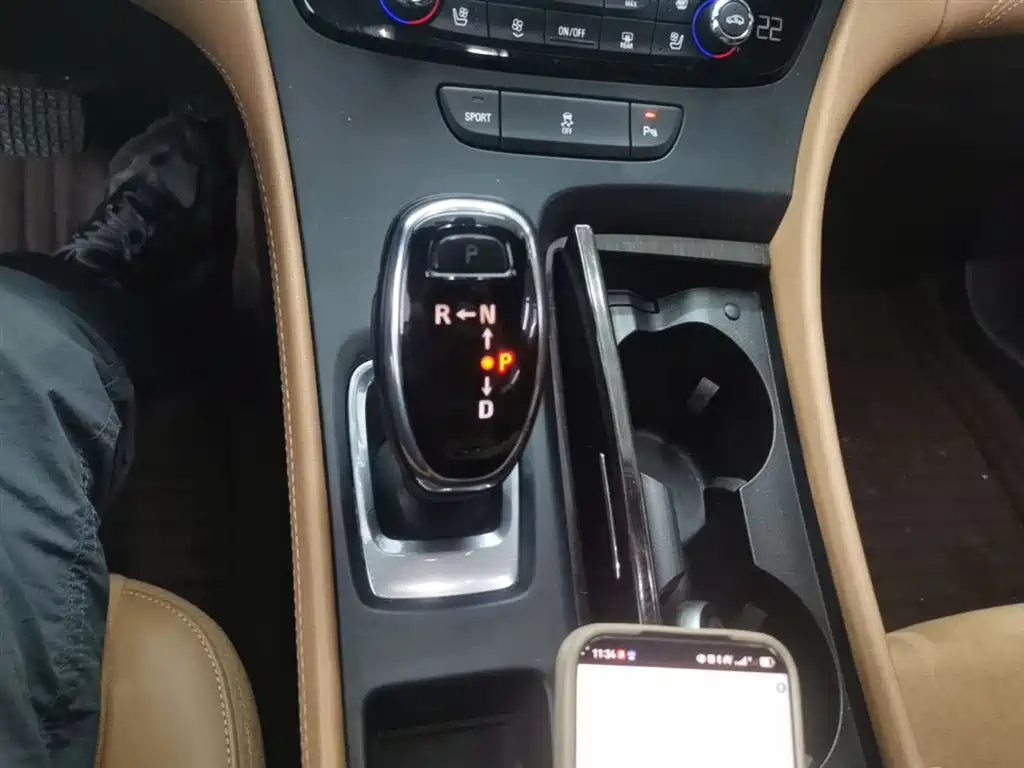 Buick LaCrosse 2017 — фото 14