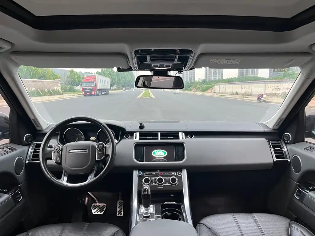 Land Rover Sport 2016 — фото 27