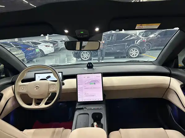NIO ET5T 2024