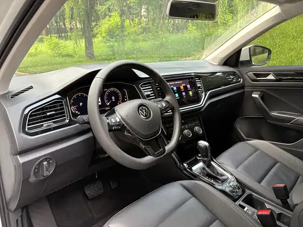 Volkswagen T-Roc 2021