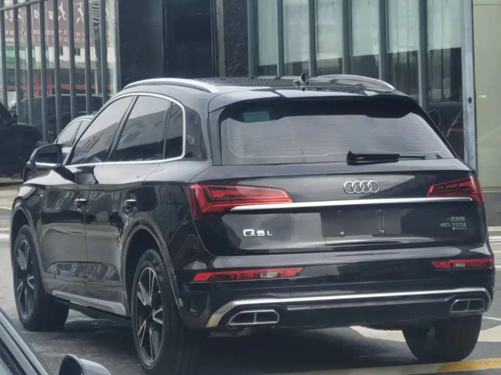 Audi Q5L 2025