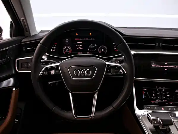 Audi A6L 2020