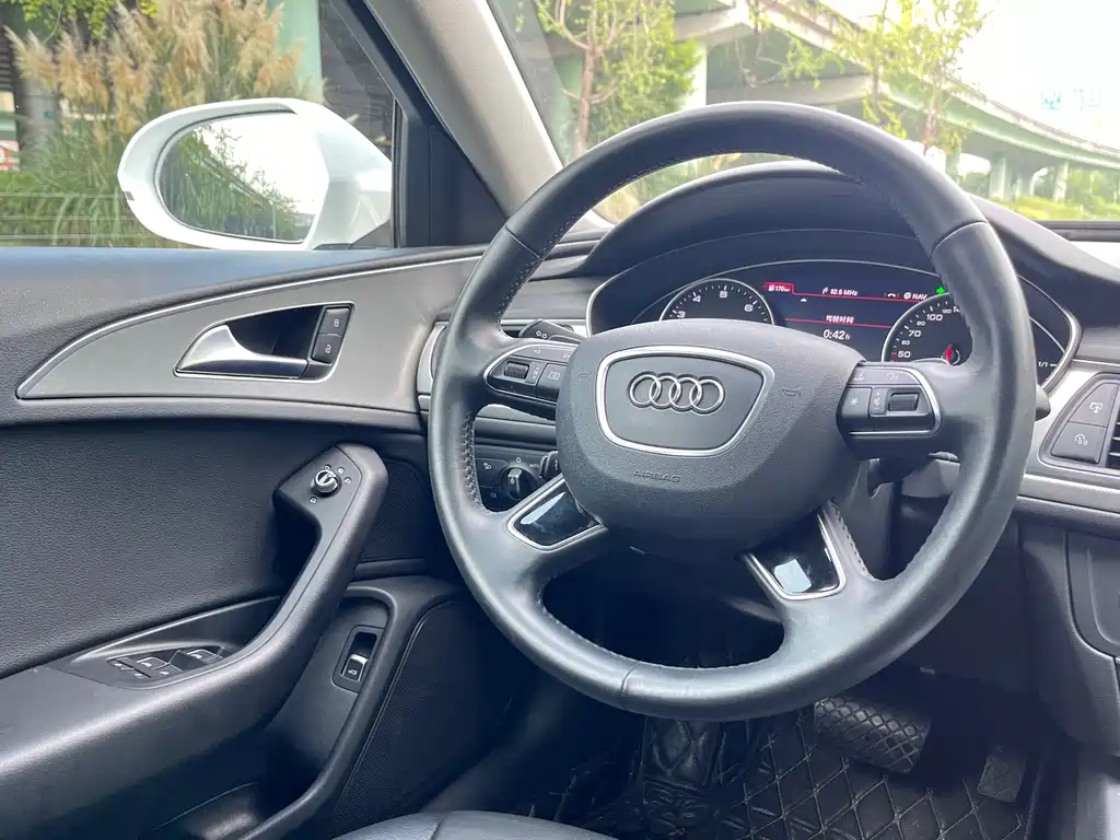 Audi A6L 2017 — фото 12