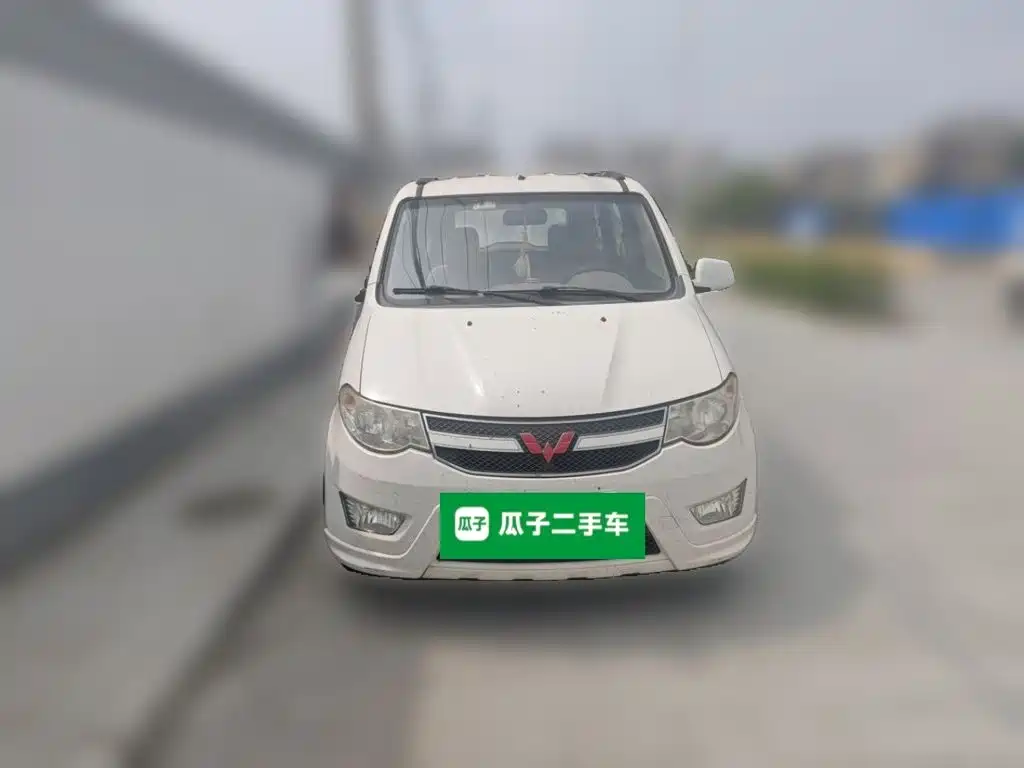 Wuling Hongguang 2016 — фото 24