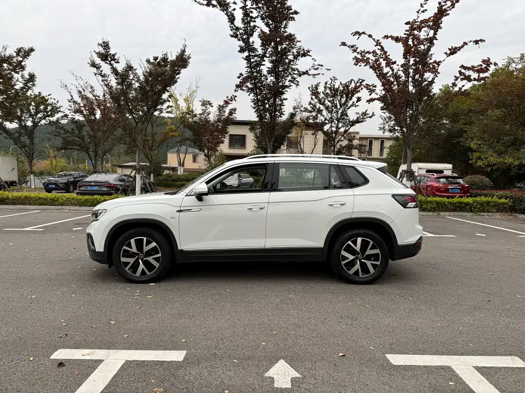Volkswagen Tayron 2023