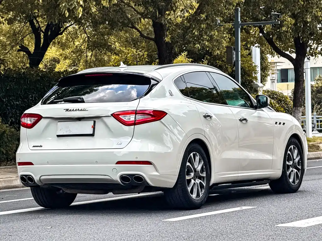 Maserati Levante 2018 — фото 7