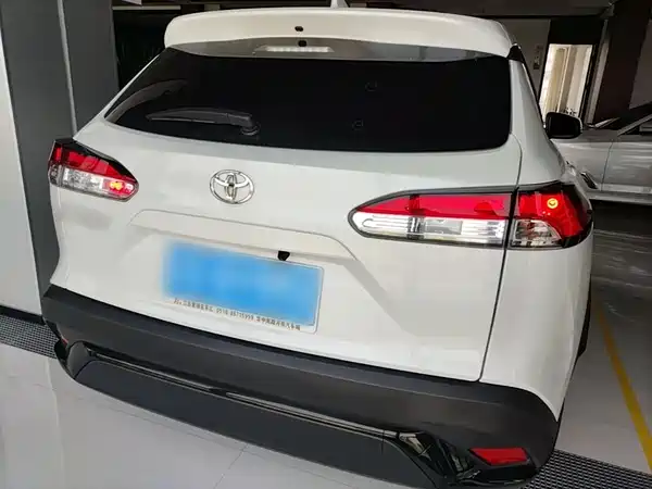 Toyota Frontlander 2023