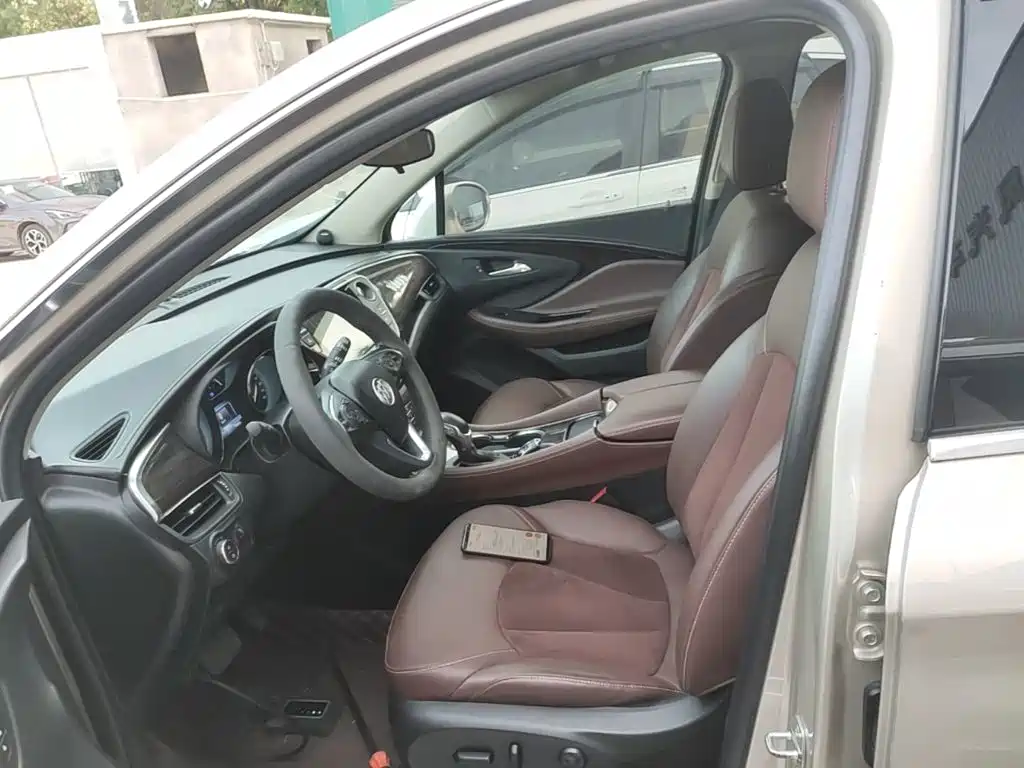 Buick Envision Plus 2017 — фото 15