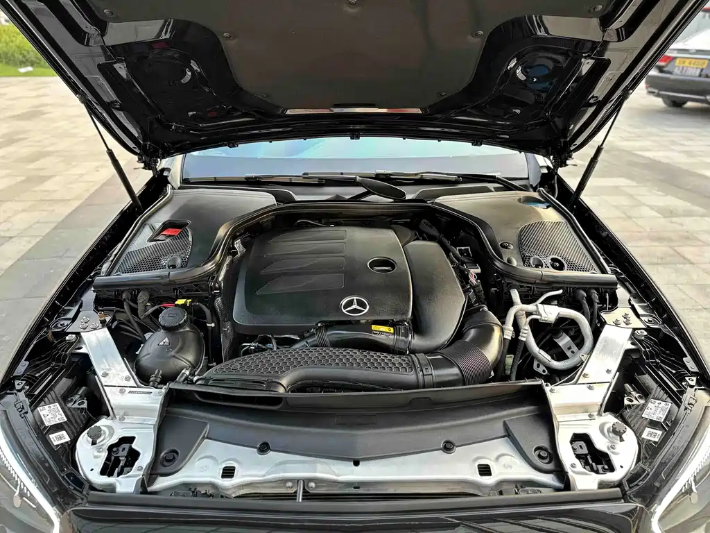 Mercedes-Benz E-Class 2022 — фото 30