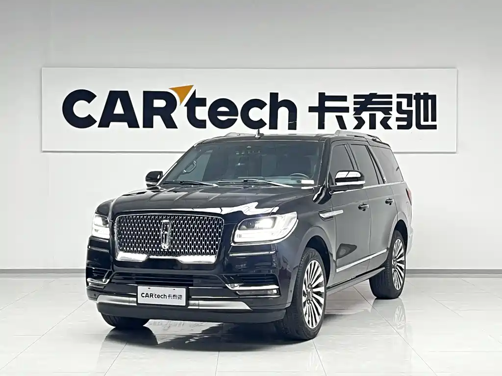 Lincoln Navigator 2023 — фото 1