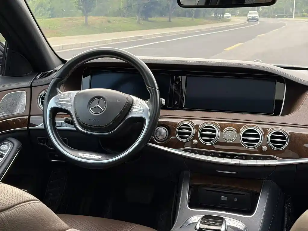 Mercedes-Benz S-Class 2017 — фото 14