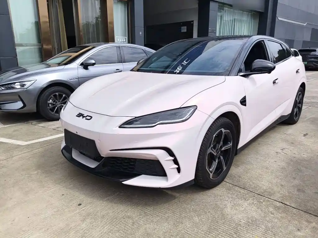 BYD Seal 06GT 2025 — фото 1