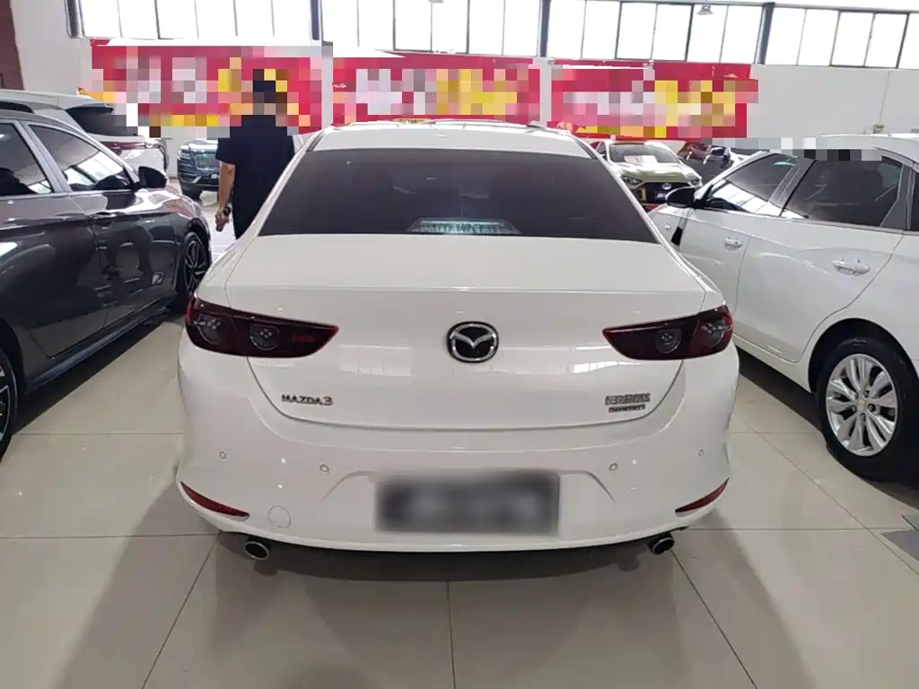 Mazda 3 Axela 2022