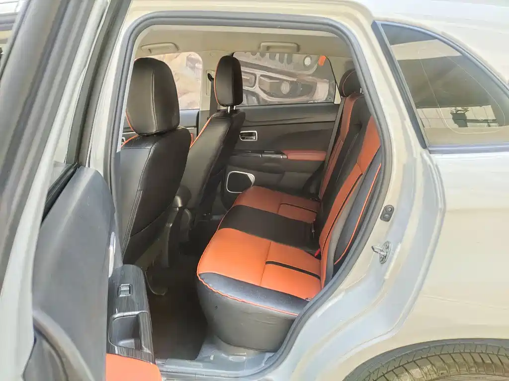 Mitsubishi ASX 2015