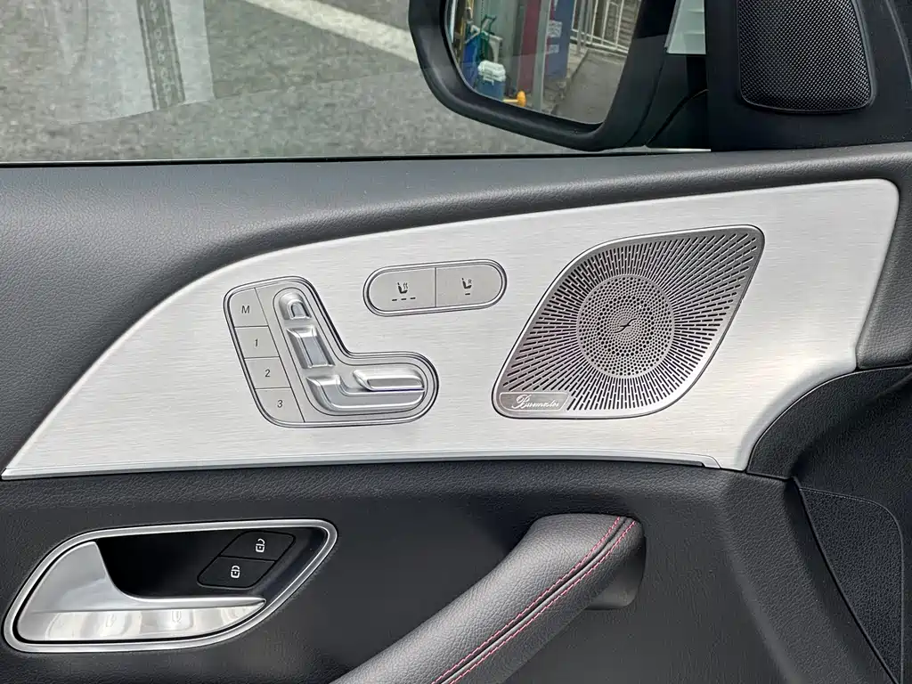 Mercedes-Benz GLE AMG 2026 — фото 24