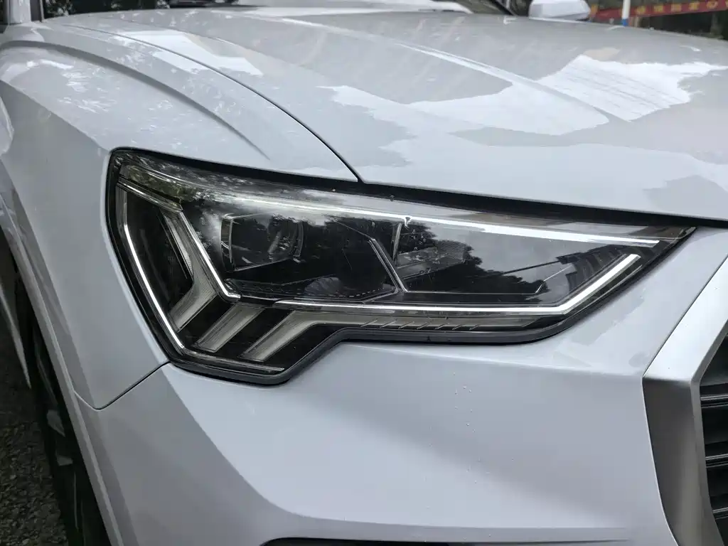 Audi Q3 2021 — фото 18