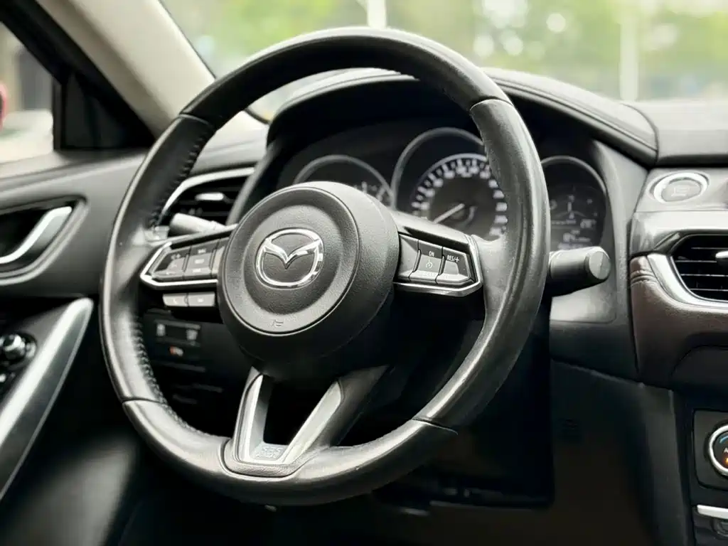 Mazda Atenza 2018 — фото 13