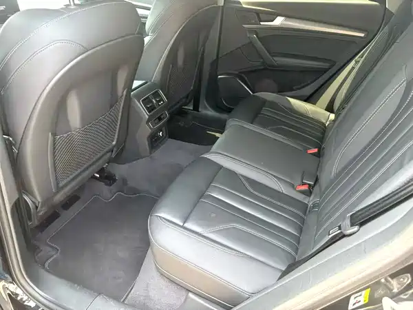 Audi Q5L 2022