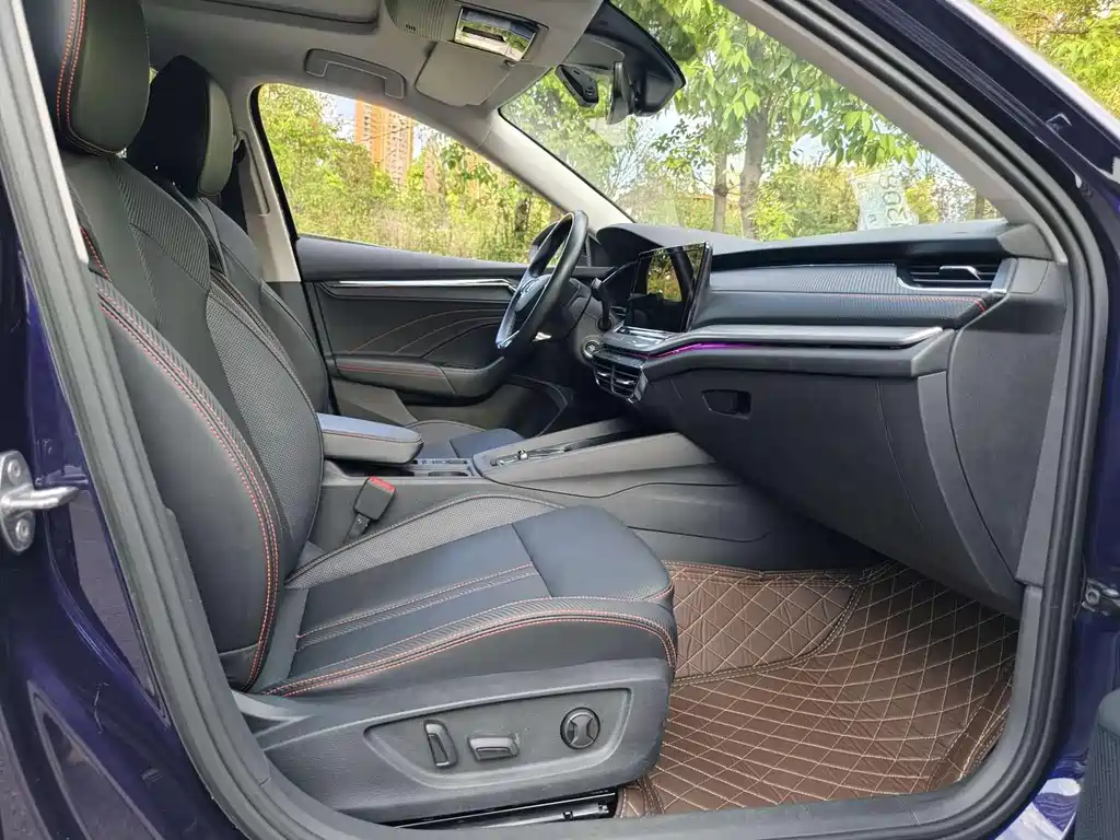 Skoda Octavia 2022 — фото 12