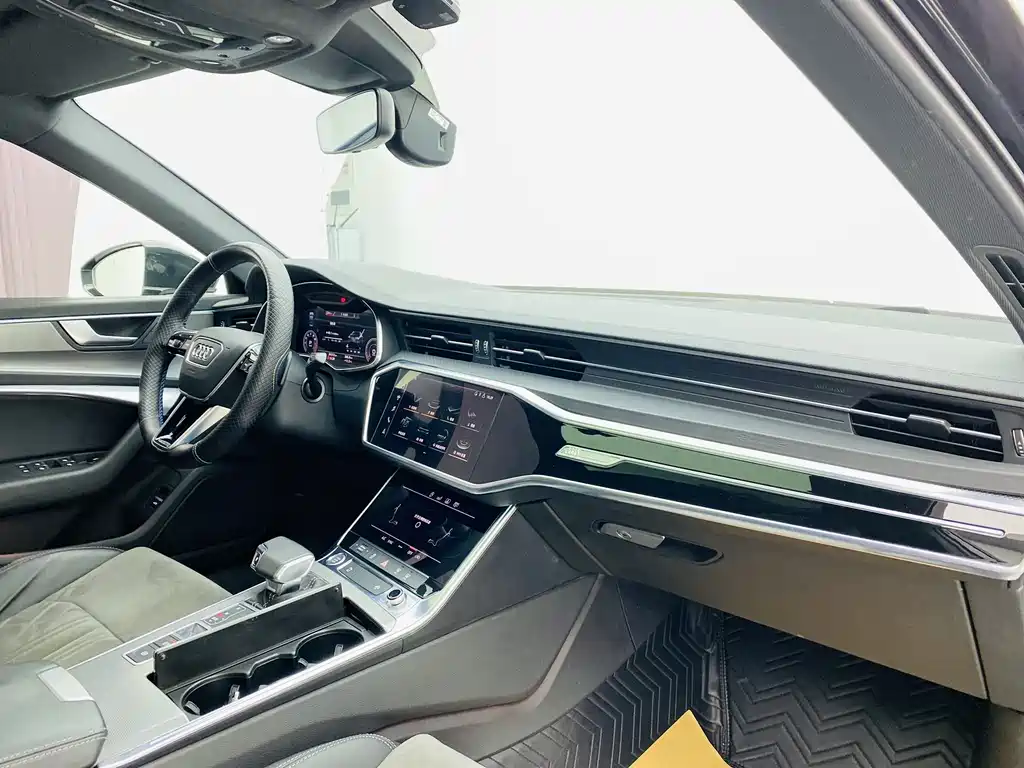 Audi A6L 2020 — фото 12