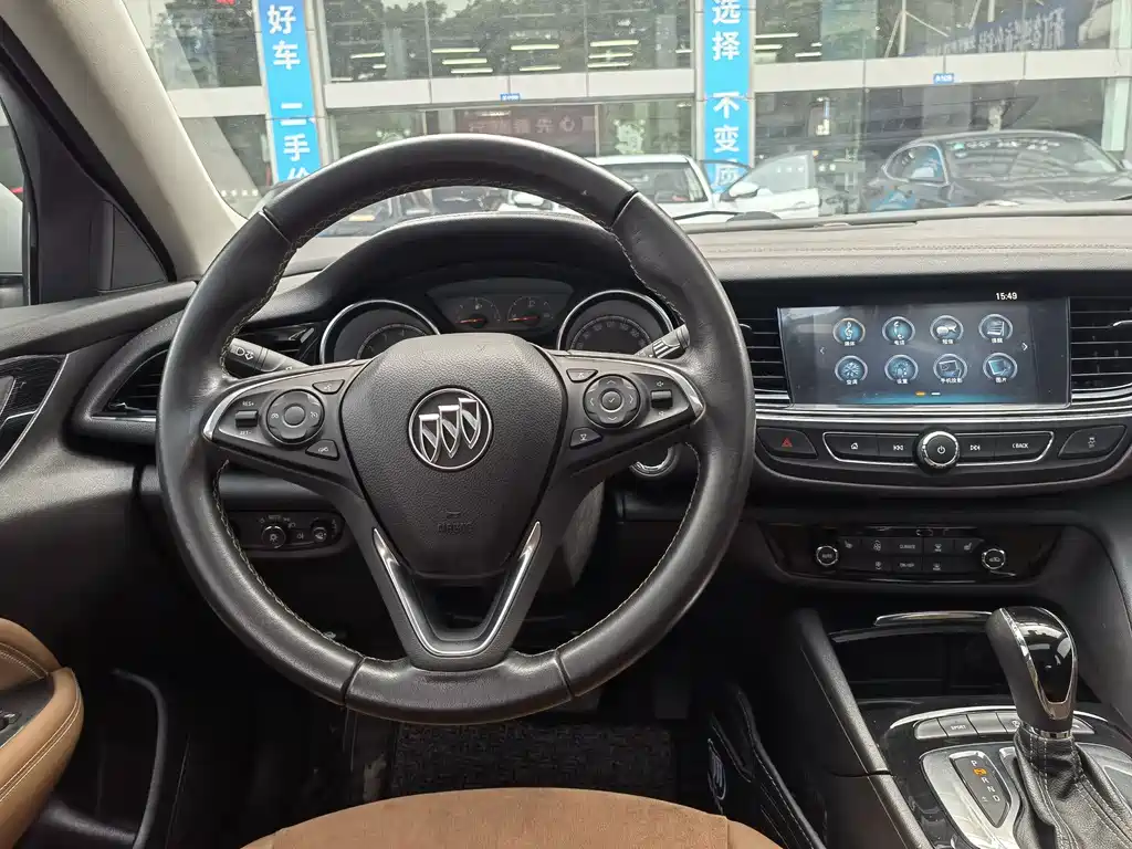 Buick Regal 2019 — фото 12