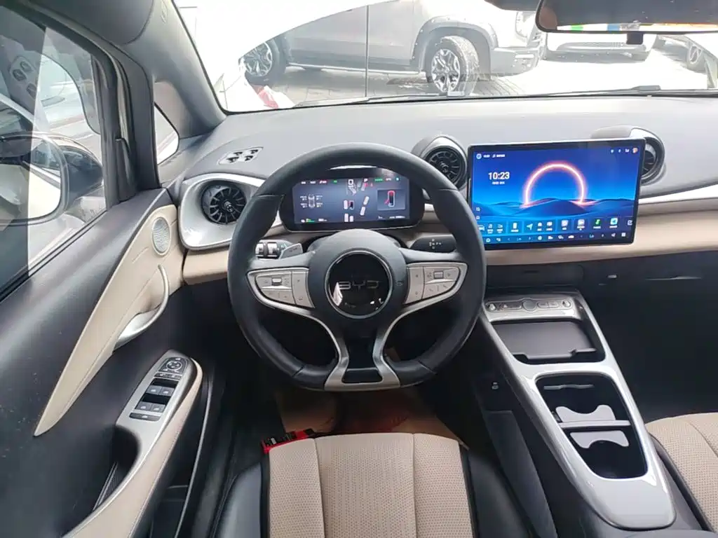 BYD Dolphin 2025 — фото 11