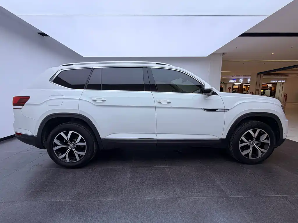 Volkswagen Teramont 2018 — фото 8