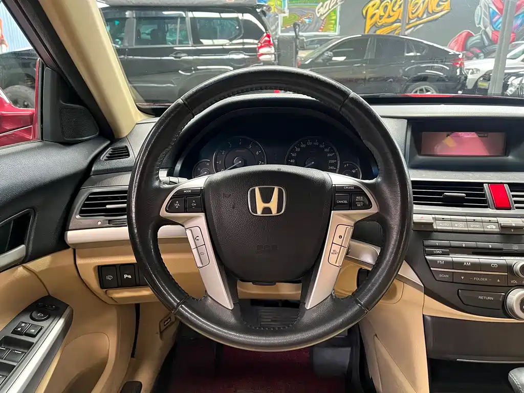 Honda Crosstour 2012 — фото 13