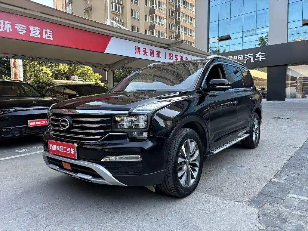 GAC Motor Trumpchi GS8 2017 — фото 1