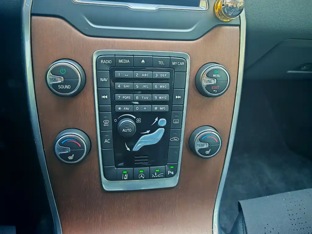 Volvo S80L 2015 — фото 12