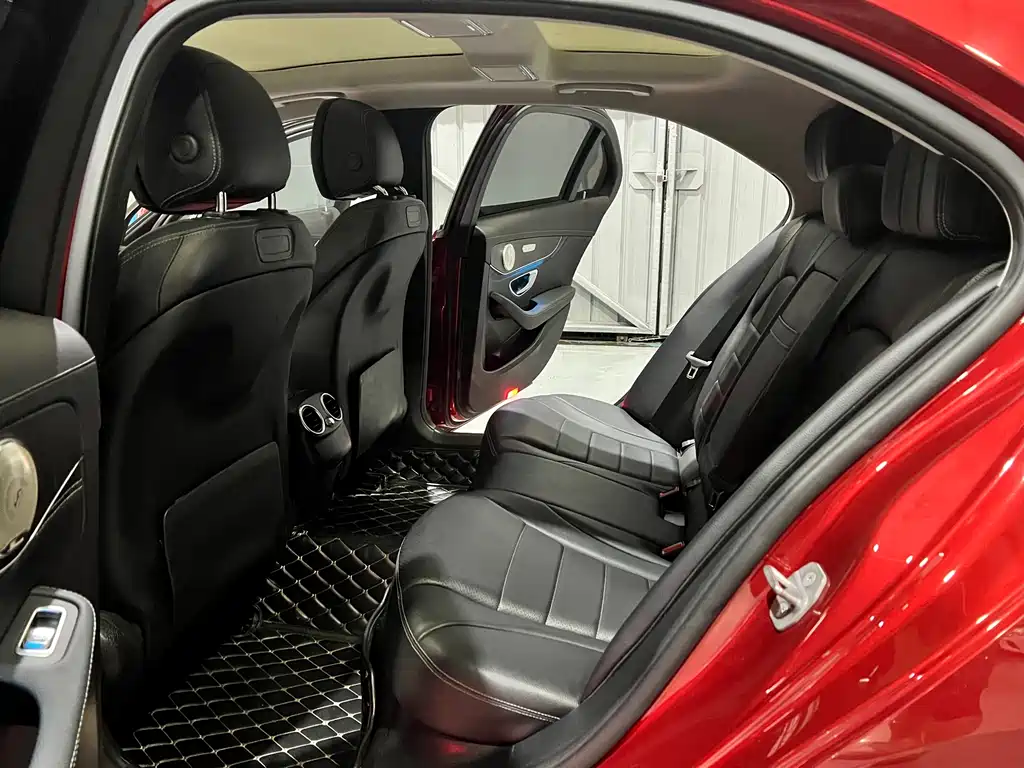 Mercedes-Benz C-Class 2018