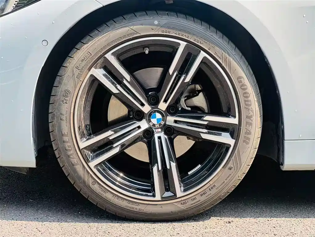BMW 4 Series 2025