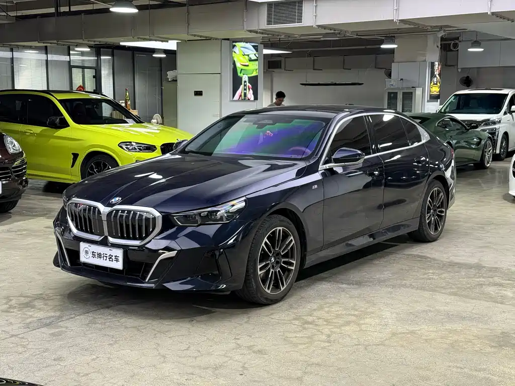 BMW 5 Series 2024