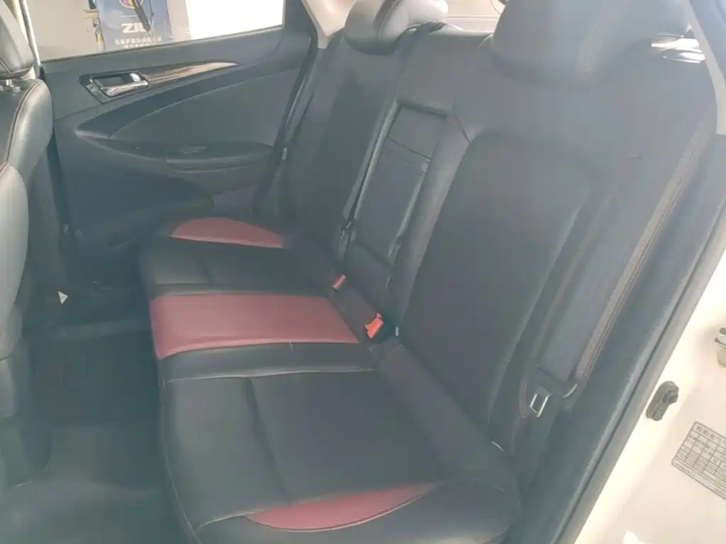 Changan Eado XT 2015 — фото 17