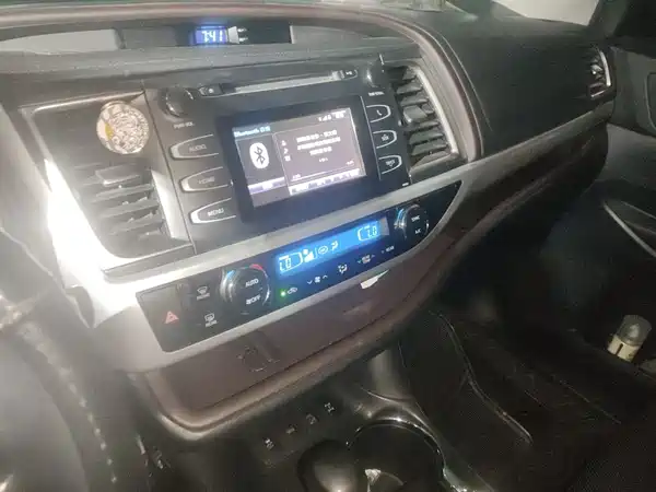 Toyota Highlander 2015